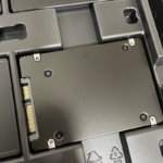 Samsung PM893 960GB 2.5 Inch SATA III Internal Server Solid State Drive - Image 2