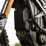 Electric Dirt Bike Surron Ultra Bee HP 74V 21kw Ultra Bee Electric Dirt Bike - Image 5